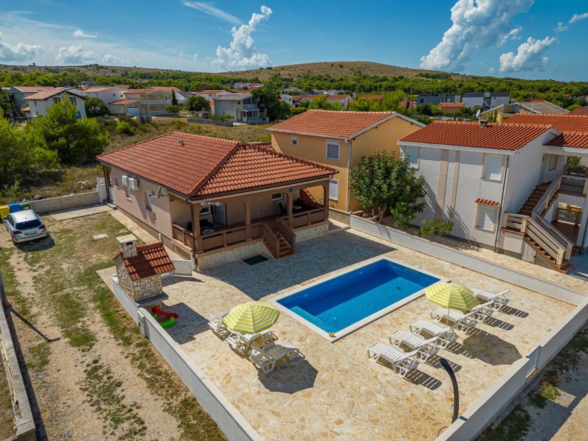 Apartments Kiara & Lukas Vir Εξωτερικό φωτογραφία