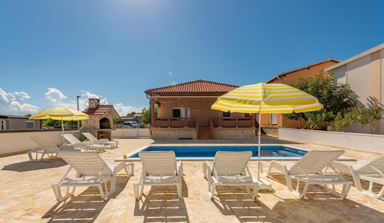 Apartments Kiara & Lukas Vir Εξωτερικό φωτογραφία