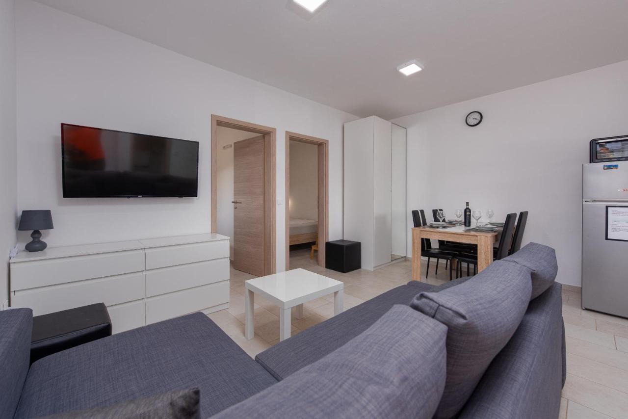Apartments Kiara & Lukas Vir Εξωτερικό φωτογραφία